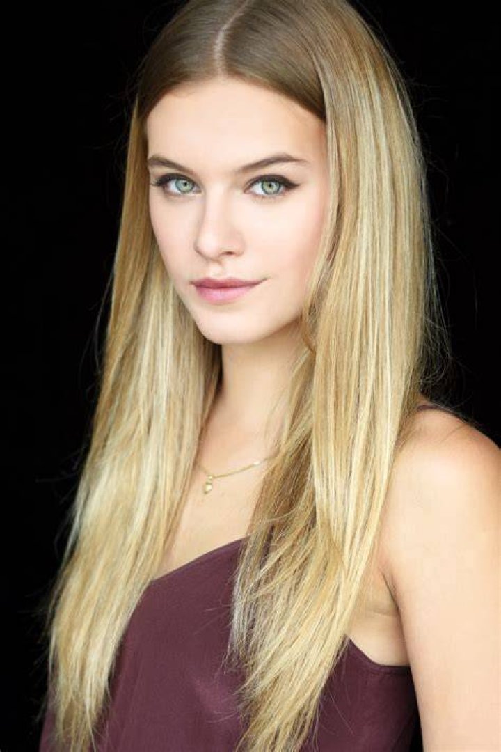 30+ Tiera Skovbye Ouat Background Kaguya Gallery