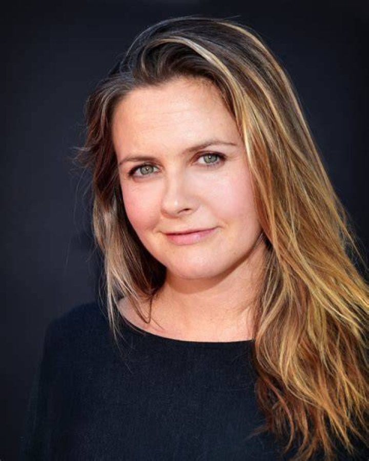 Alicia Silverstone Edad, Cumplea&ntilde;os, Biograf&iacute;a, Hechos y M&aacute;s