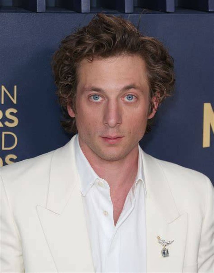 Are Jeremy Allen White & Gene Wilder Related? The Uncanny Resemblance