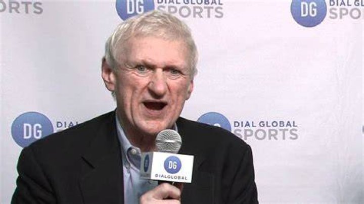Bill Frieder to CBS Bo Schembechler didn't fully back hoops, otherwise