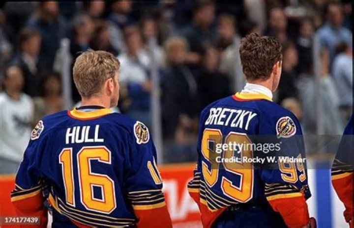 Brett Hull & Wayne Gretzky for the Blues &lsquo;9596 bretthull 