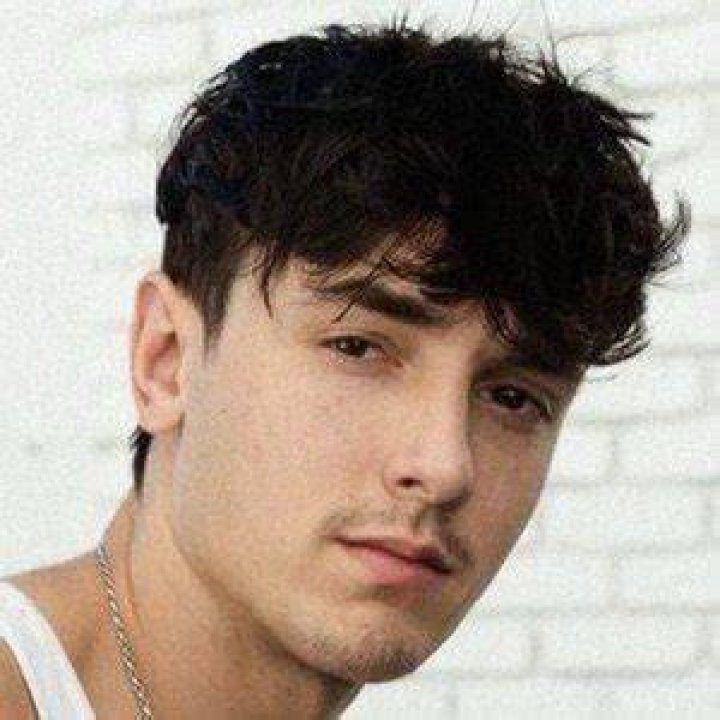 Bryce Hall Age, Bio, Birthday, Family, Net Worth National Today