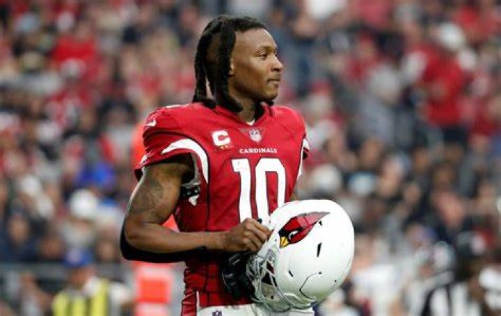 Cardinals DeAndre Hopkins Goes IG Official With Girlfriend Breanna