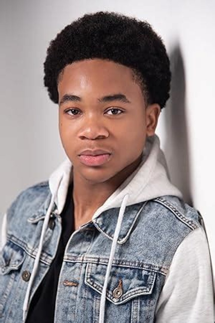 Cayden Williams Movies, Bio and Lists on MUBI