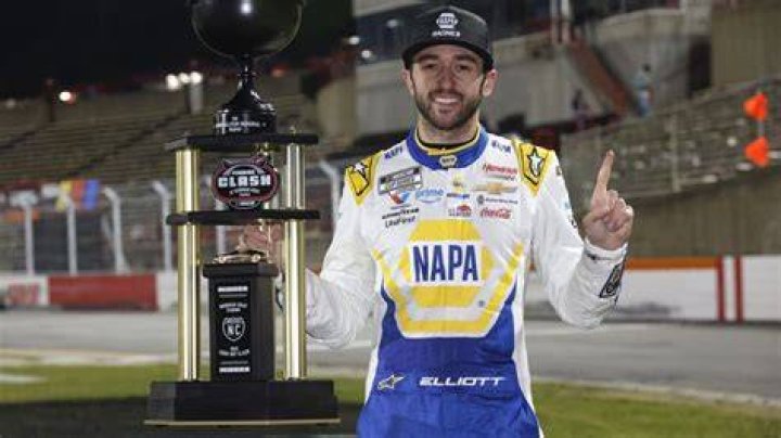 Chase Elliott Net Worth, Biography, Age, Height, Girlfriend, Wiki