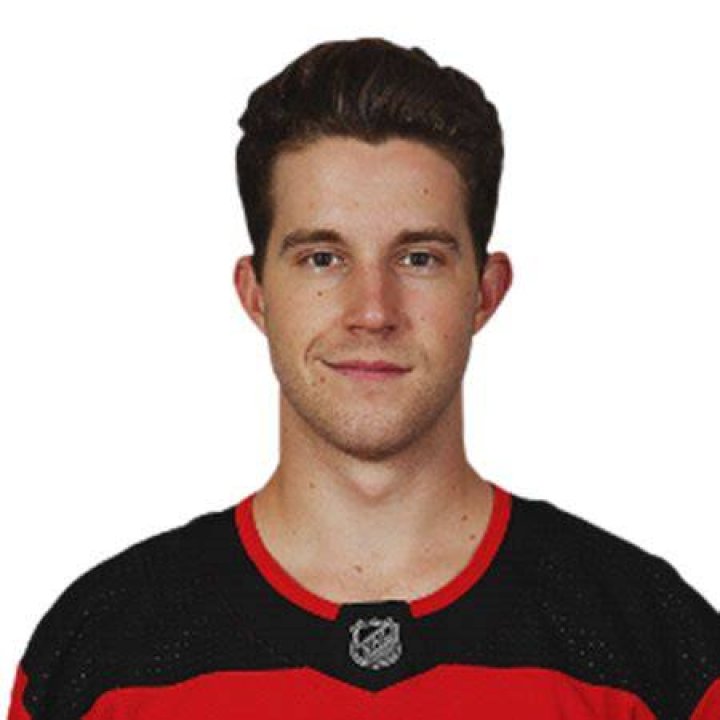 Damon Severson Biography-nhl, salary, contract, net worth, stats, girlfriend, rumor, married, affair ·