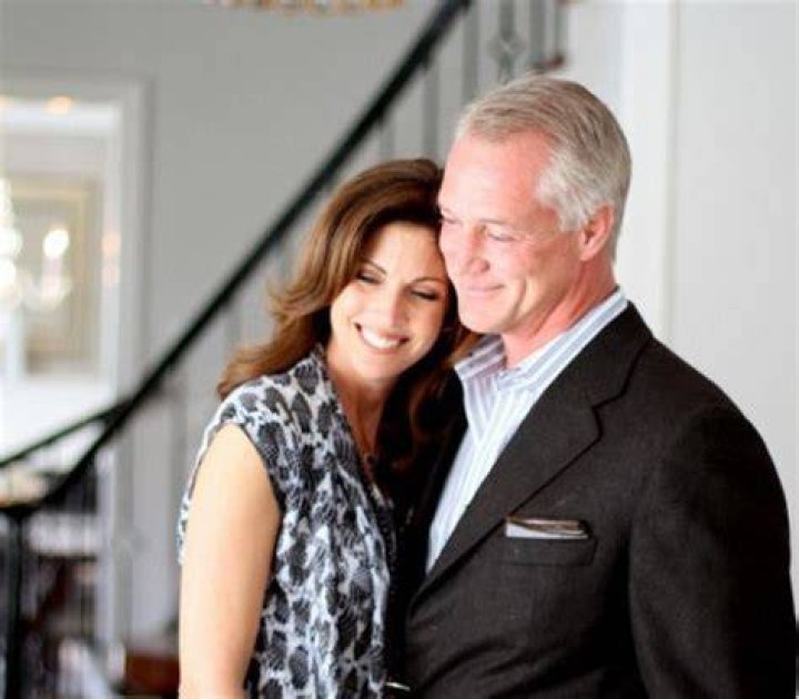 Daryl Johnston Salary and Net worth 2022; Who is his wife? ·