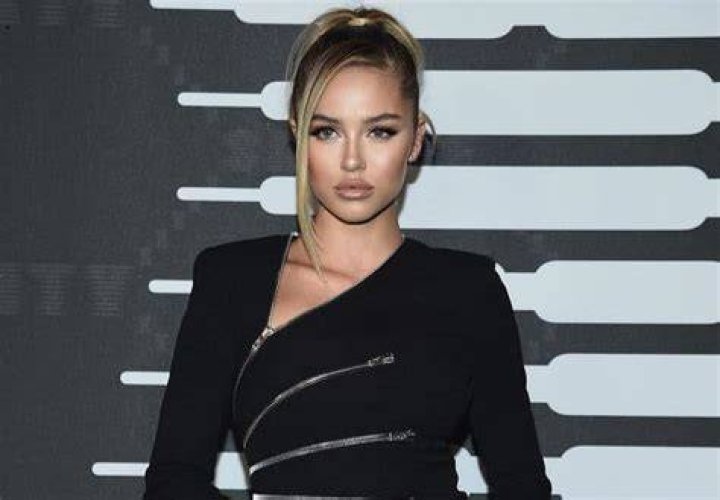 Delilah Belle Hamlin Bio, Net Worth, Parents, Boyfriend, Siblings