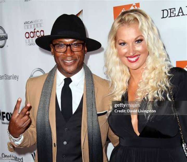 Discover The Secrets Of Tommy Davidson's Wife
