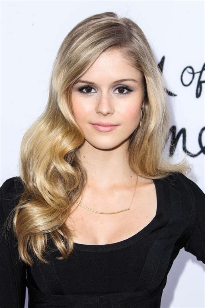 Erin moriarty biography Age, Image, Height, Social account