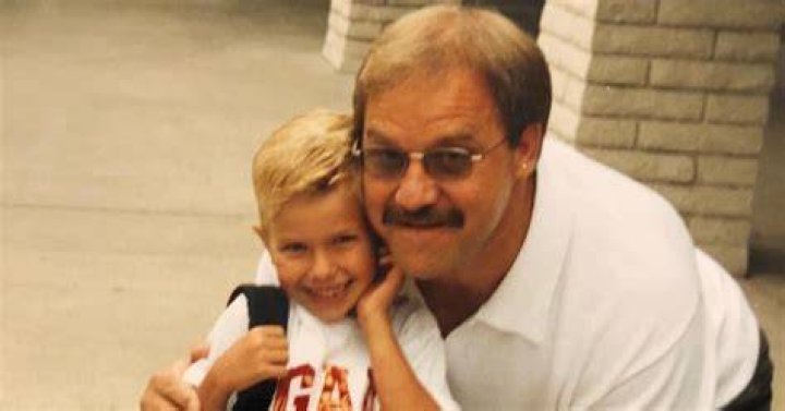 Harvey Hughes: Julie Chrisley Father Age, Wikipedia, Mother