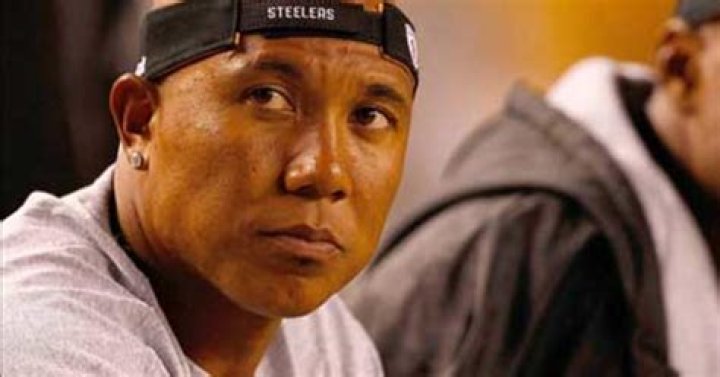 Hines Ward Looks To Take Another Trophy CBS Pittsburgh