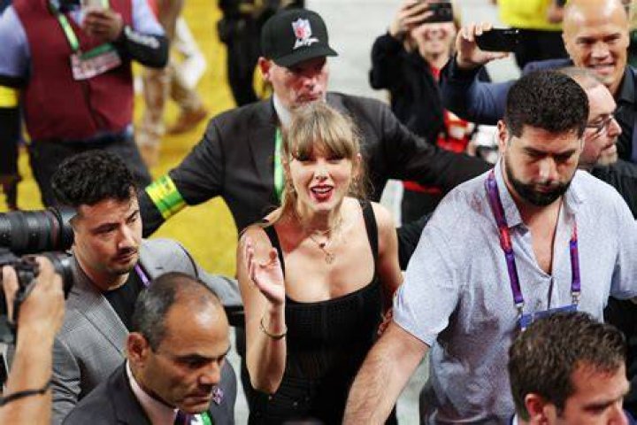 How Much Do Taylor Swift's Bodyguards Earn?