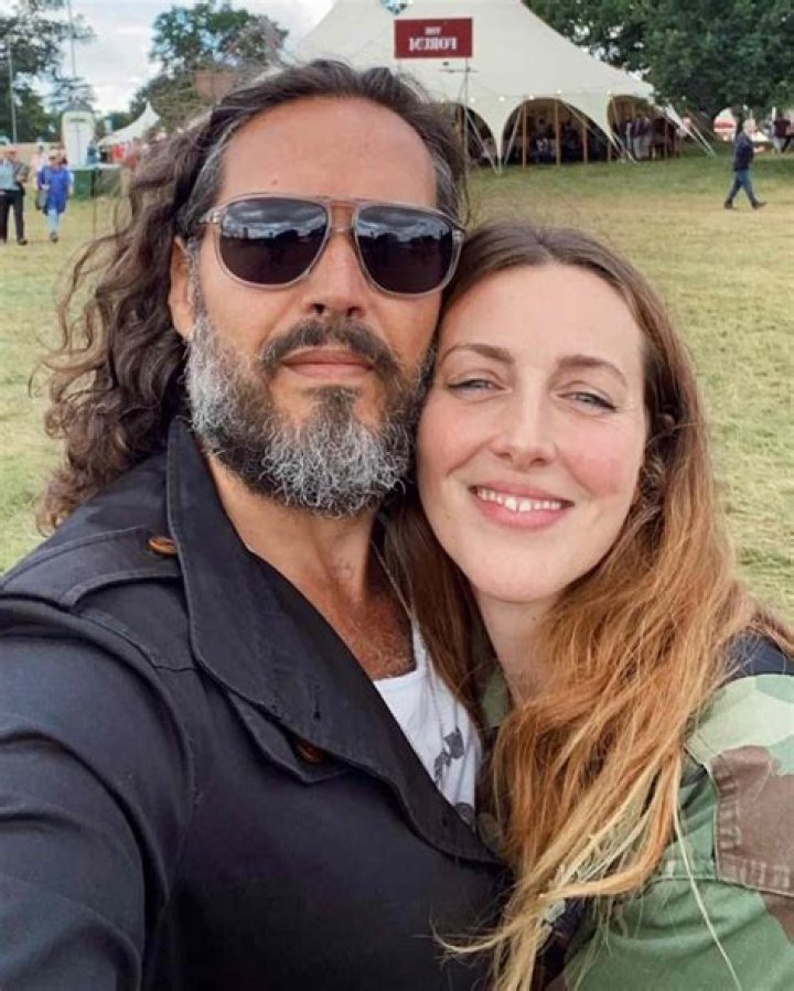 Is Russell Brand Married? A Love Story That Started With A Breakup Rallshe