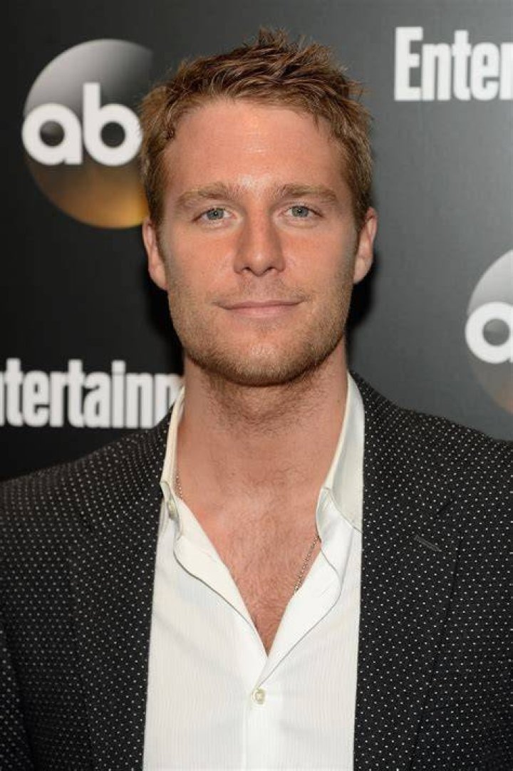 Jake McDorman Biography, Height & Life Story Super Stars Bio