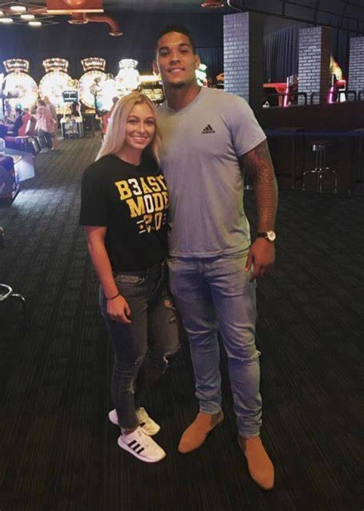 James Conner family, wife, children, parents, siblings Celebrity FAQs