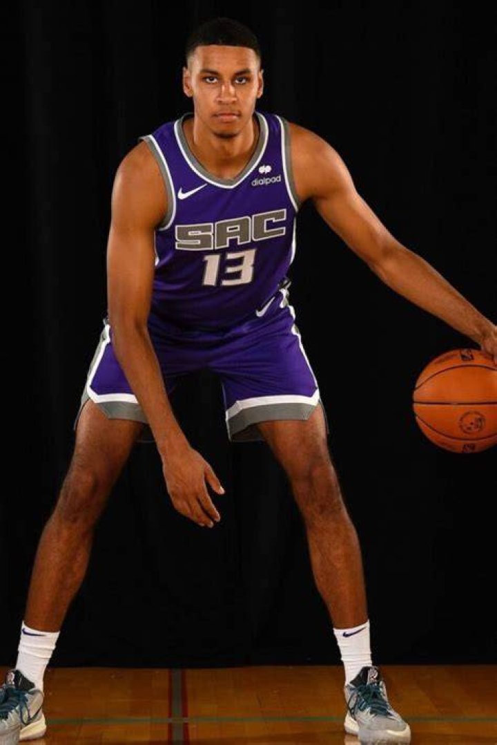 Jason Thompson: Early Life, NBA & Net Worth [2024 Update]