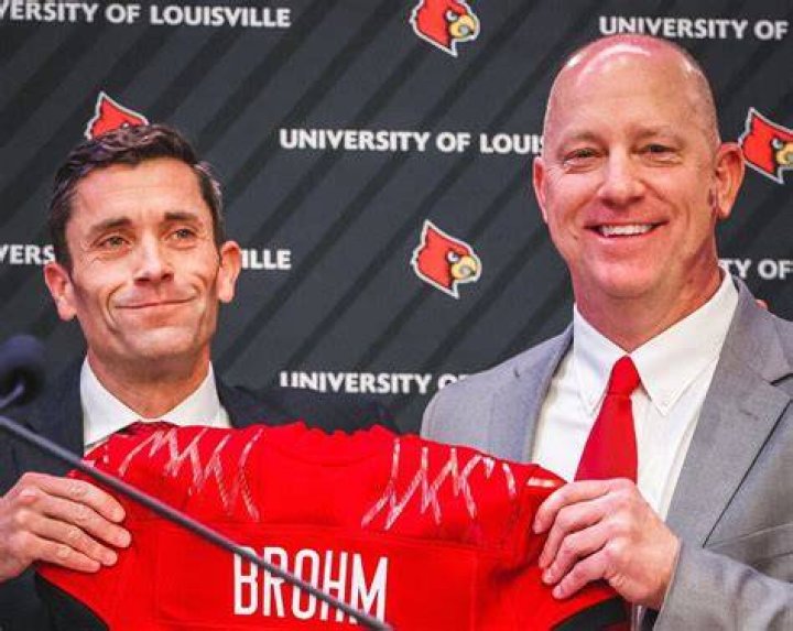 Jeff Brohm: Football Coach, Wiki, Wife, Salary, News !