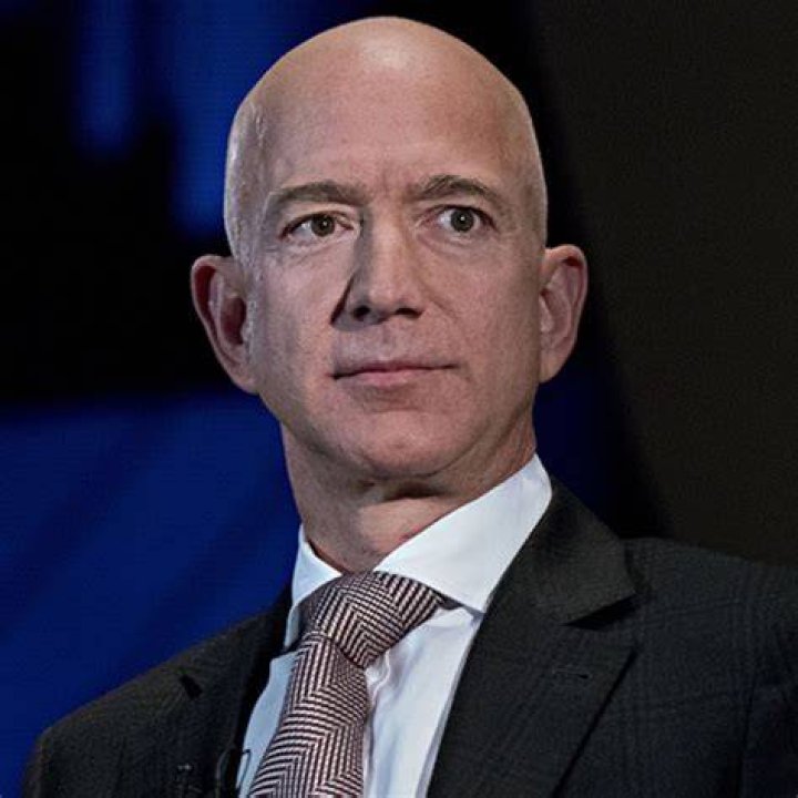 Jeffrey Preston Bezos
