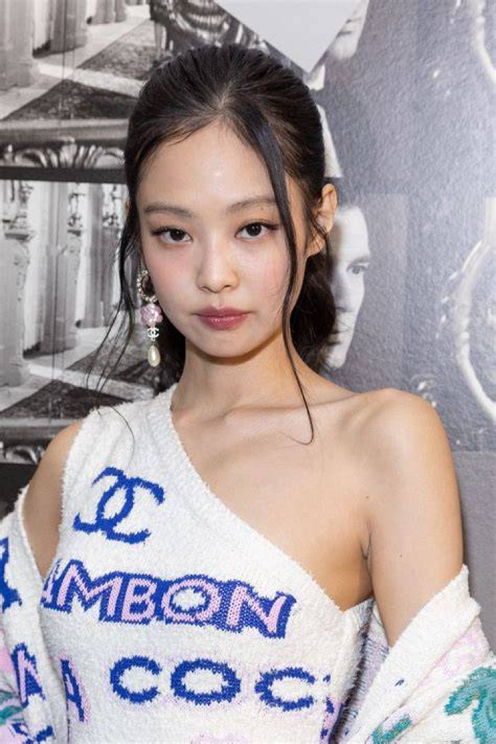 Jennie Kim picture
