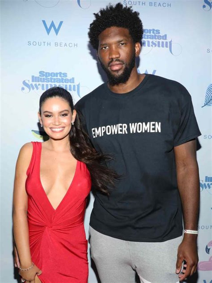 Joel Embiids wife Anne De Paula