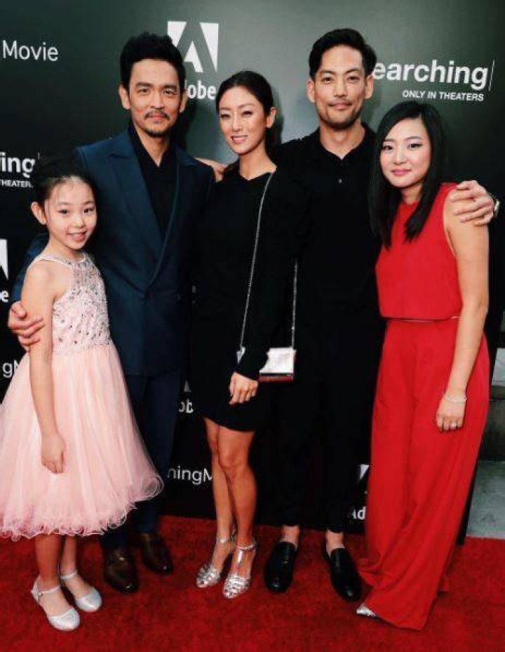 Joseph Lee with his wife (Source Instagram)