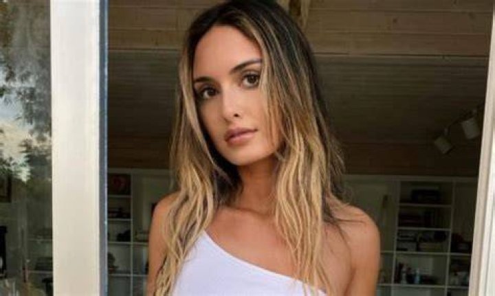Julia Rose Net Worth 2023: How much does Amelia Julia Rose earn?