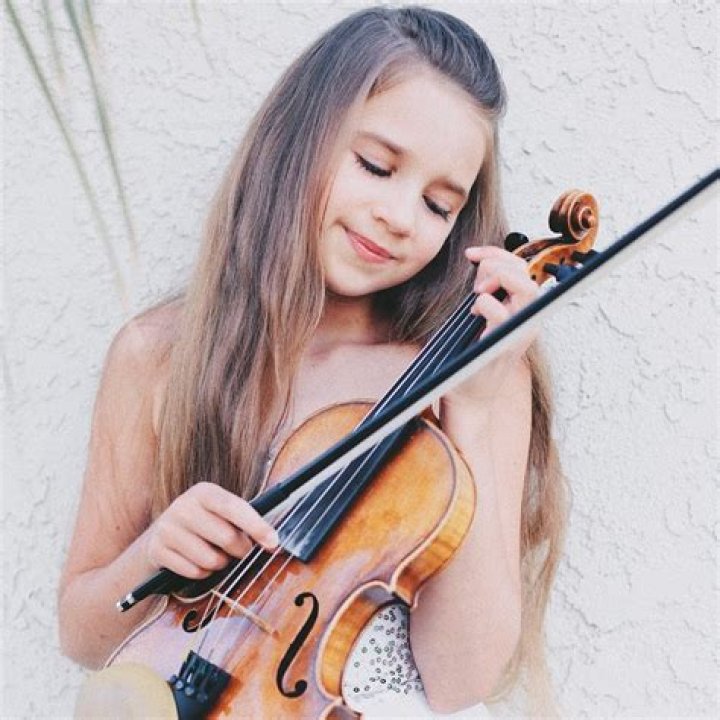 Karolina Protsenko (Violinist) Age, Birthday, Bio, Facts, Family, Net