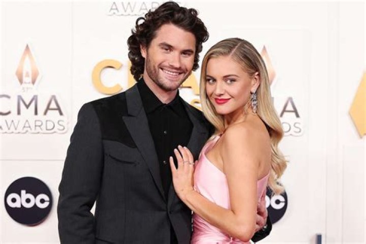 Kelsea Ballerini on Chase Stokes Rumors 'Let's Not Do This'