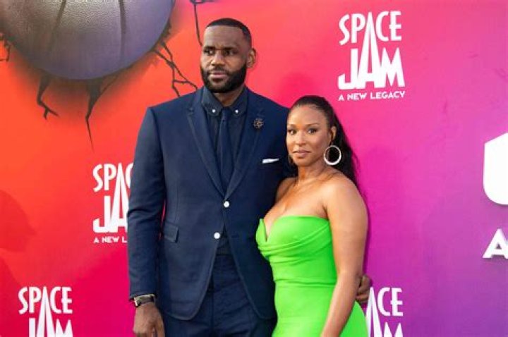 LeBron, Savannah James skip Met Gala for wedding anniversary