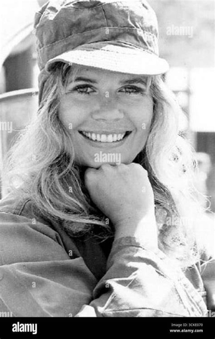Loretta Swit/Major Margaret "Hot Lips" Houlihan, R.N. Online