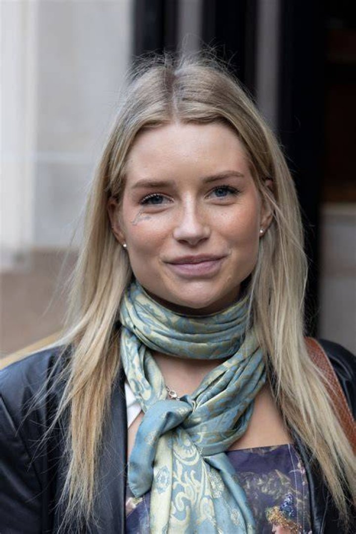Lottie Moss Net Worth 2023 Modeling Career Home Age