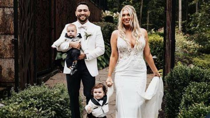 Love Island Star Mark Cuevas Got Married To Aubrey Rainey |