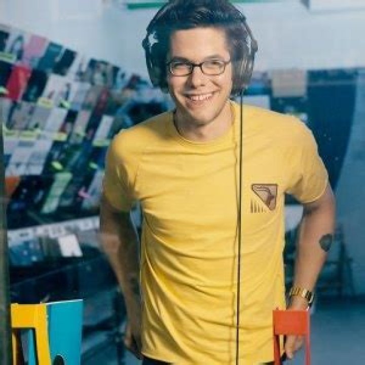 Male Gaze Gideon Yago&rsquo;s Bespectacled Face The Cut