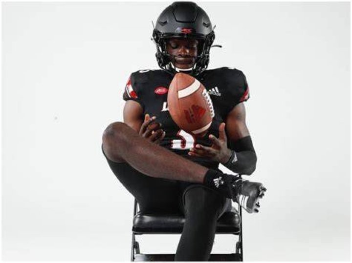 Malik Cunningham Bio, Age, Height, Girlfriend, Net Worth Wealthy Spy