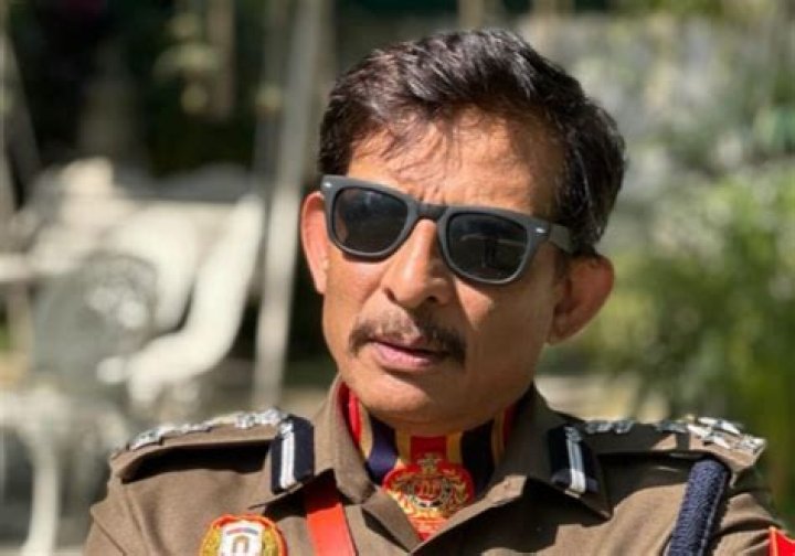 Mangesh Kashyap IPS Officer Biography, Anjana Om kashyap husband