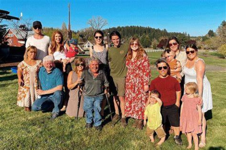 Matt Roloff says his family can rent Roloff Farms rental for zero charge |