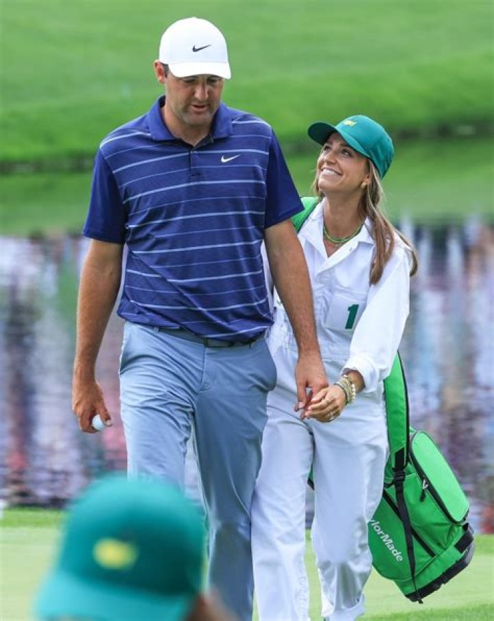 Meet Scottie Schefflers Wife Meredith As He Closes In On Masters Glory