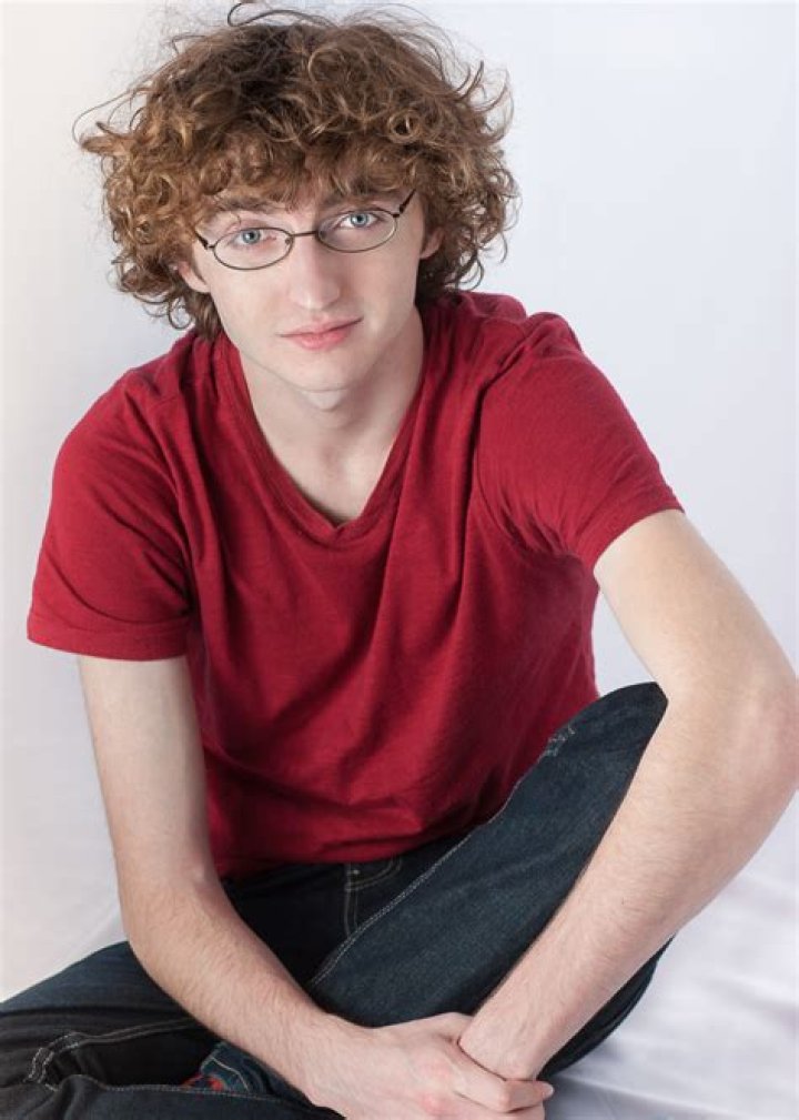 Michael Eric Reid Net Worth 2023 Wiki Bio, Married, Dating, Family