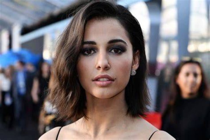 Naomi scott biography net worth parents husband nationality more