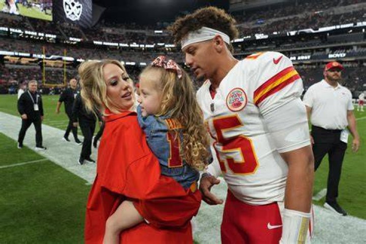 Patrick Mahomes Shares Reaction to Seeing Daughter Sterling on NFL Field
