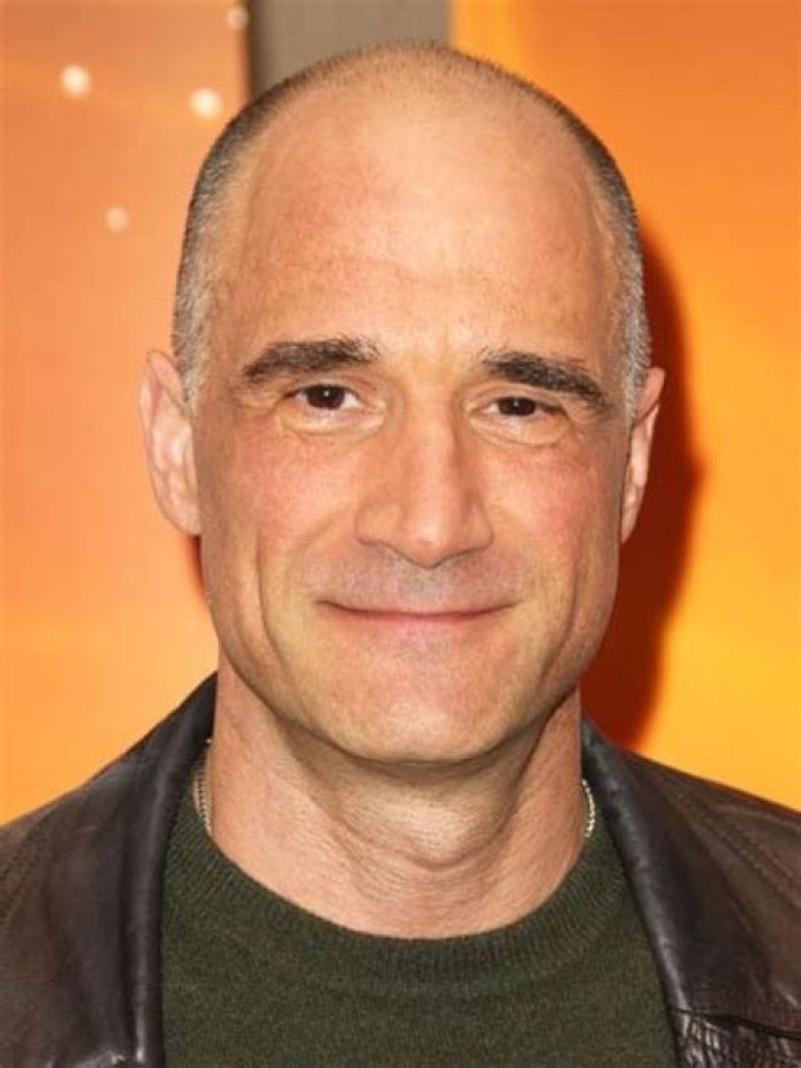 Picture of Elias Koteas
