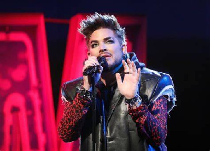 Queen Adam Lambert American Idol The Untold Story Of American Idol