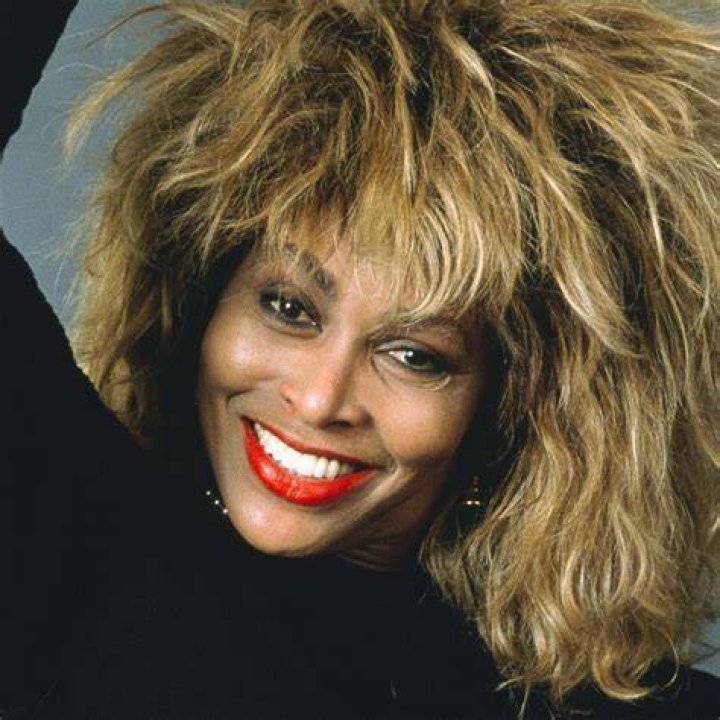 regra Esquiar Cintura tina turner legs insured desespero Comida hero&iacute;na