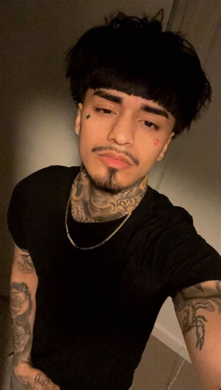 Ricky murda 😩&hearts;️ Guys with black hair, Cute couple dancing, Cute black