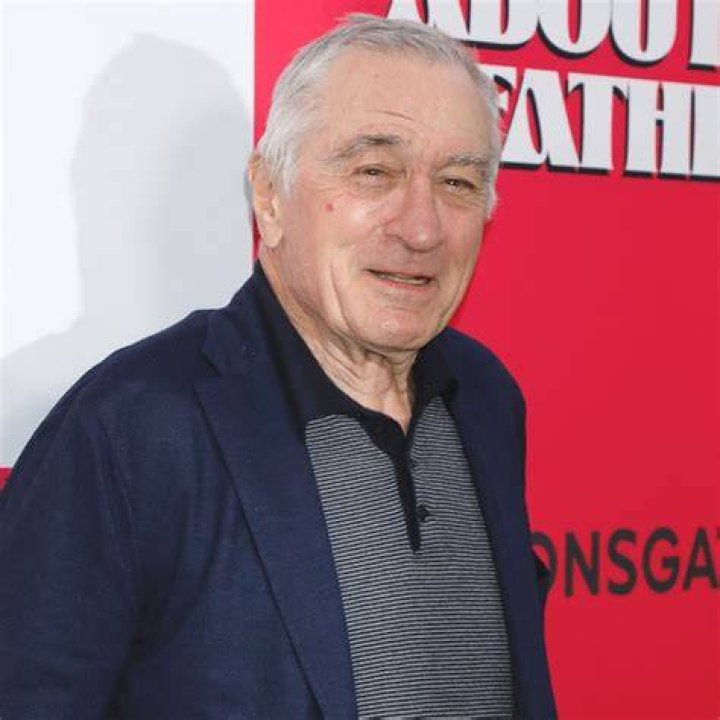 Robert De Niro Speaks Out About 'Difficult' Split from Wife of 21 Years