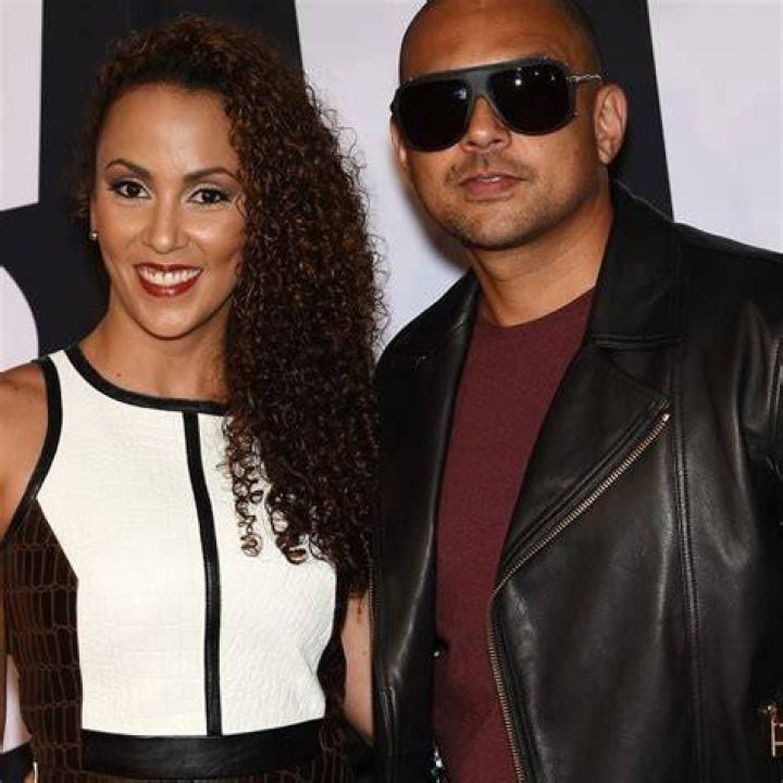 Sean Paul Wife Jodi Jinx Pregnant With First Child Urban Islandz