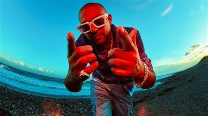 Sean Paul's Wife Jodi Shares Hilarious Wedding Photo To Celebrate 8th