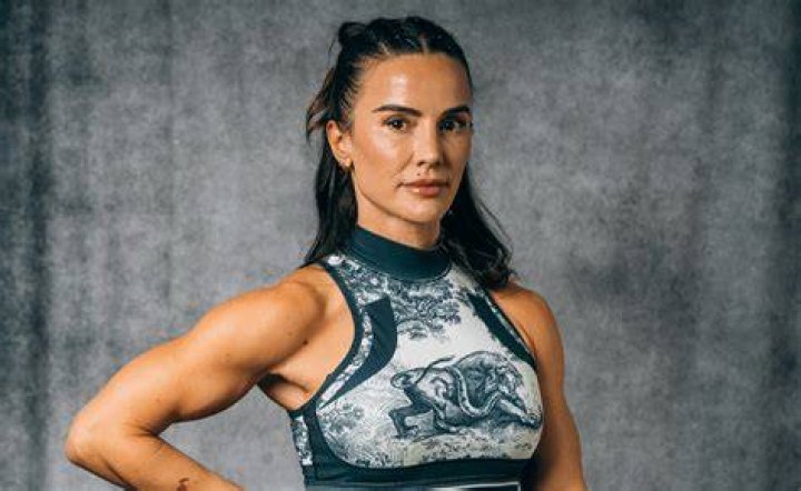 Senada Greca Hot Albanian Fitness Influencer Age, Bio & Images