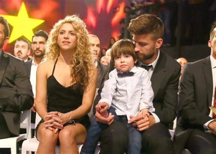 Shakira Celebrities With Their Dads Pictures POPSUGAR Celebrity